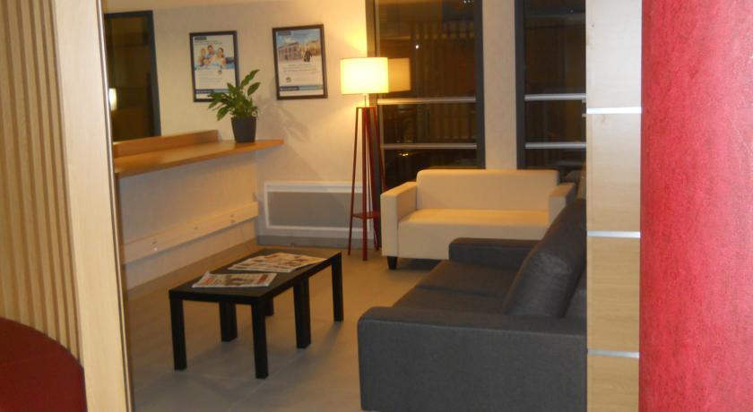Terres De France - Appart'Hotel Quimper Bretagne Buitenkant foto