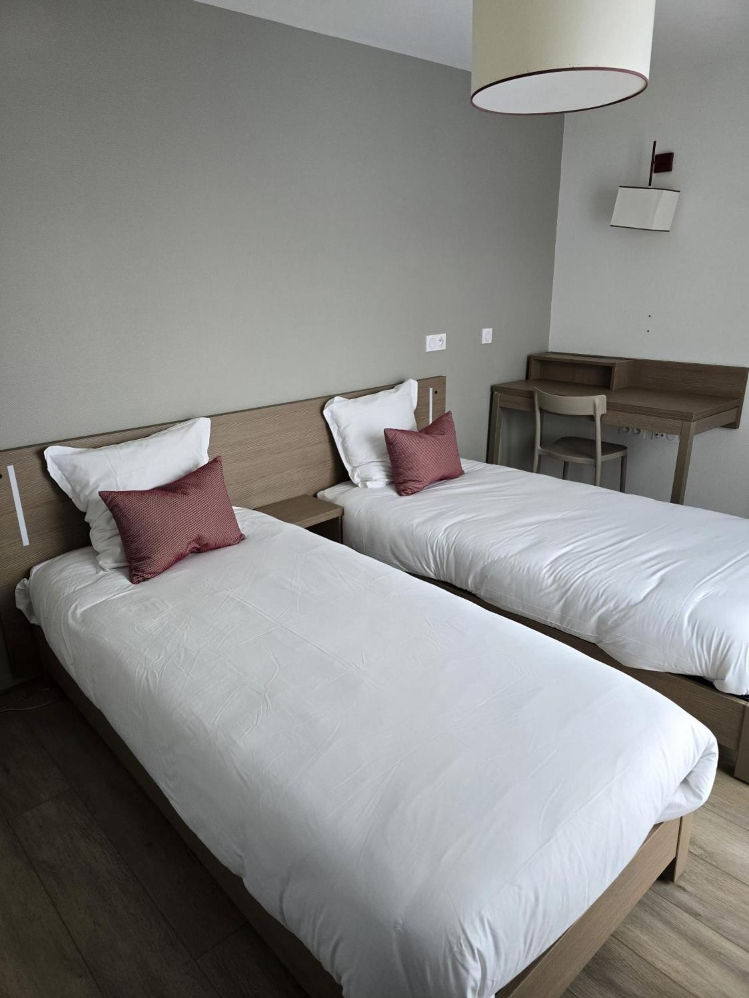 Terres De France - Appart'Hotel Quimper Bretagne Buitenkant foto