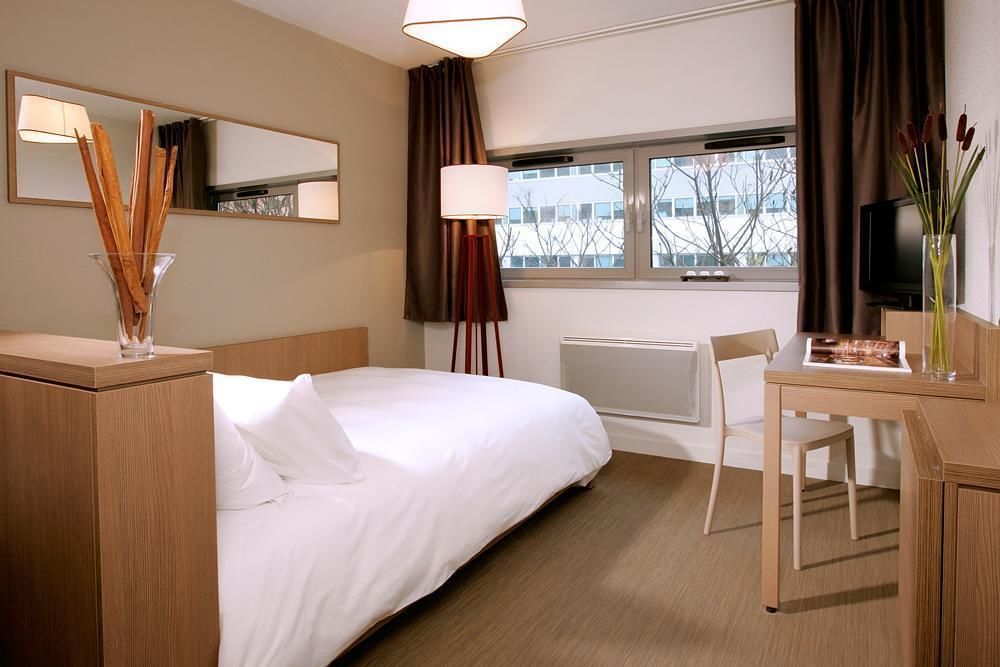 Terres De France - Appart'Hotel Quimper Bretagne Buitenkant foto